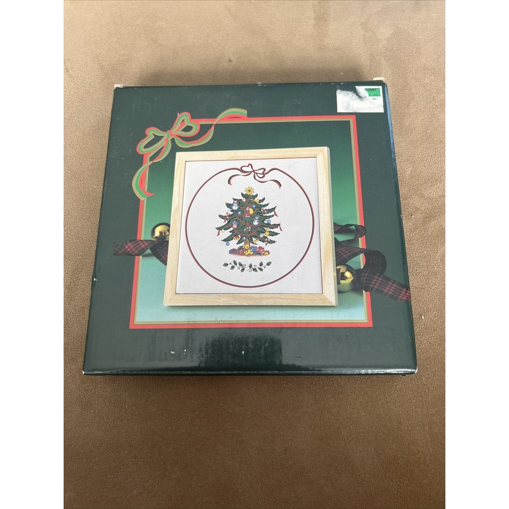 Vintage Tile Trivet Christmas NTK Dayton Hudson Christmas Tree In‎ Box